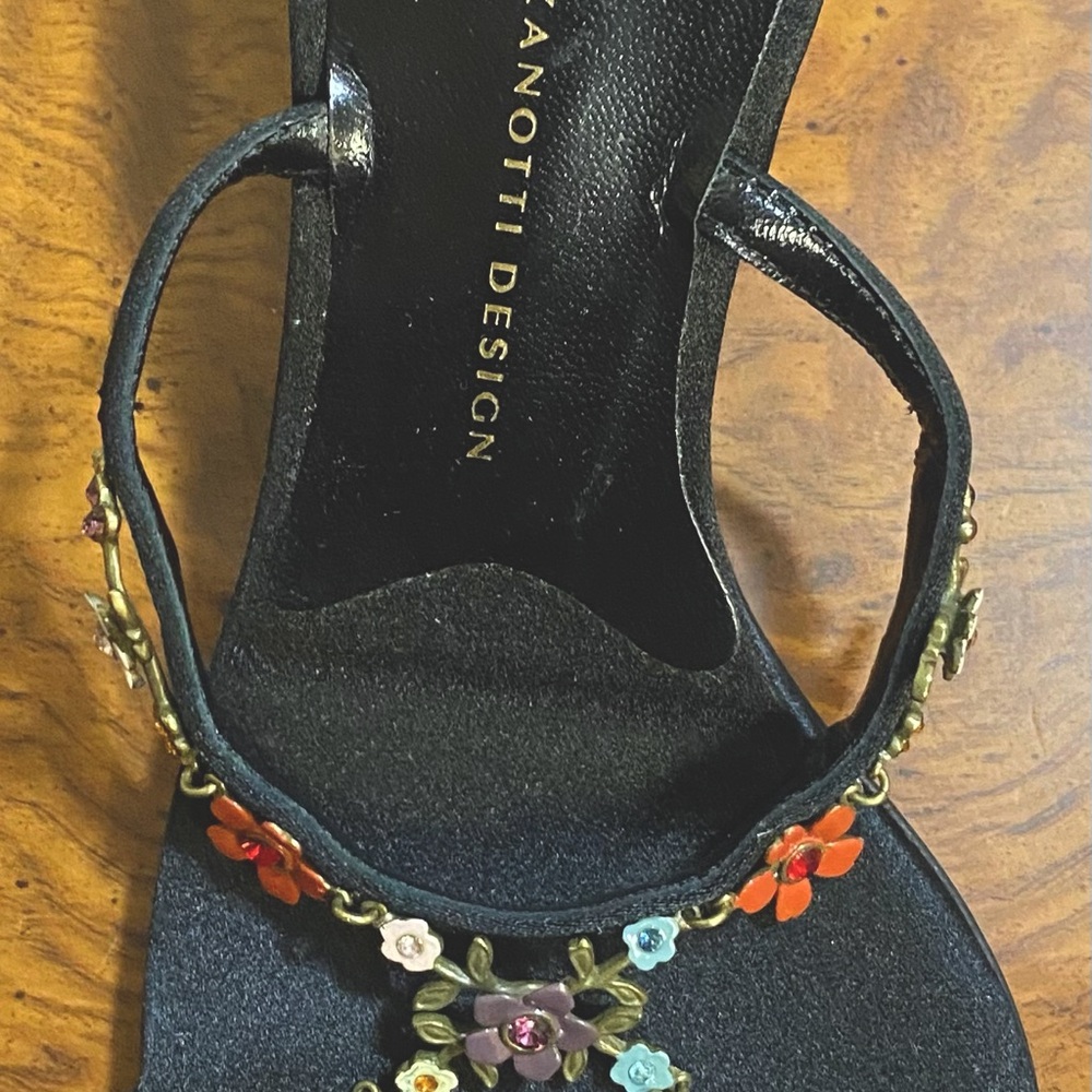 Women’s slip on sandal with kitten style  heel